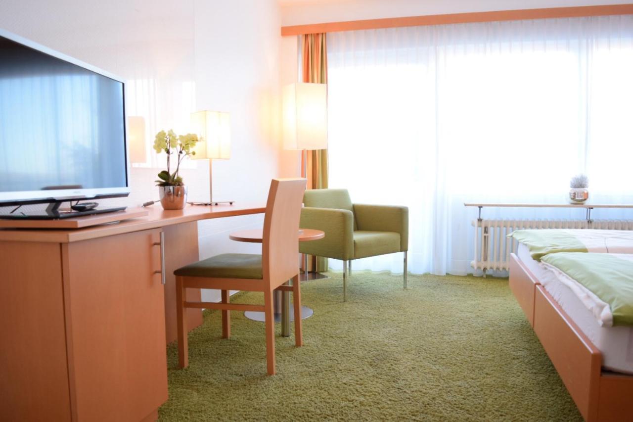 Hotel An De Kruepe Хаттинген Экстерьер фото